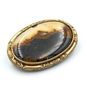 Antique Victorian agate oval brooch pin